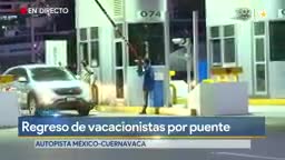 Telediario noticia Normalistas toman casetas de cobro en la México-Cuernavaca y permiten paso libre de automovilistas