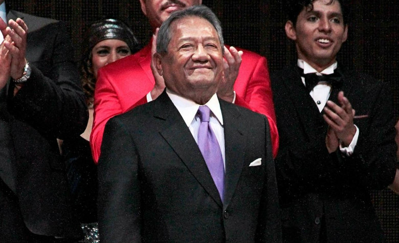 A las mujeres “les encanta que las acosen”: Armando Manzanero