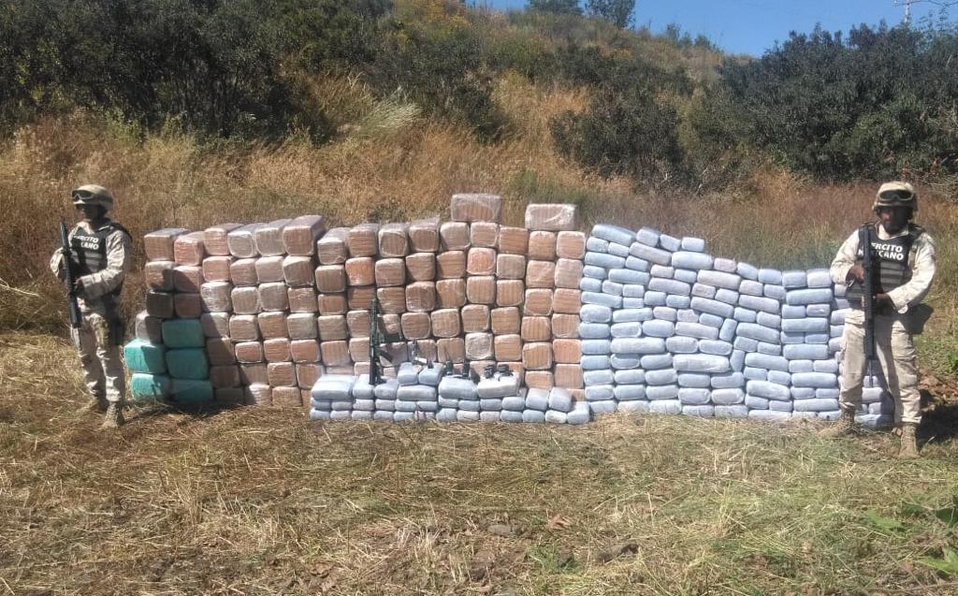 En Baja California, militares incautan 800 kilos de mariguana