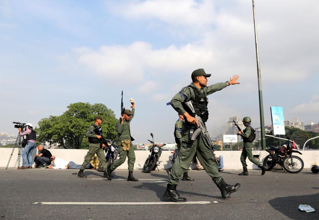 MINUTO A MINUTO: Guaidó lidera la marcha opositora de Venezuela 