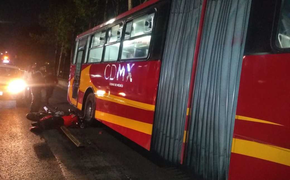 Detienen a conductor de Metrobús y a policía por muerte de mujer en la GAM