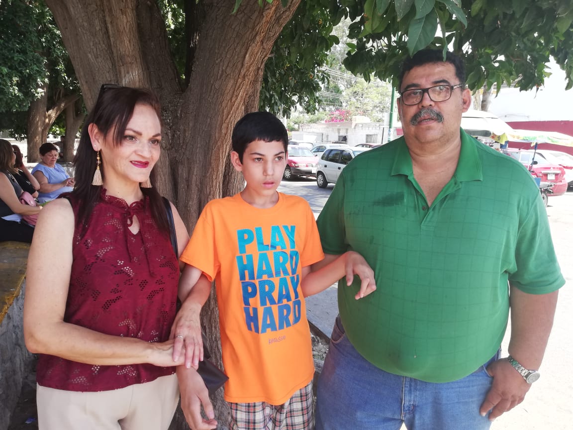 Lagunera pide ayuda por desabasto de medicamento para la epilepsia que sufre su hijo