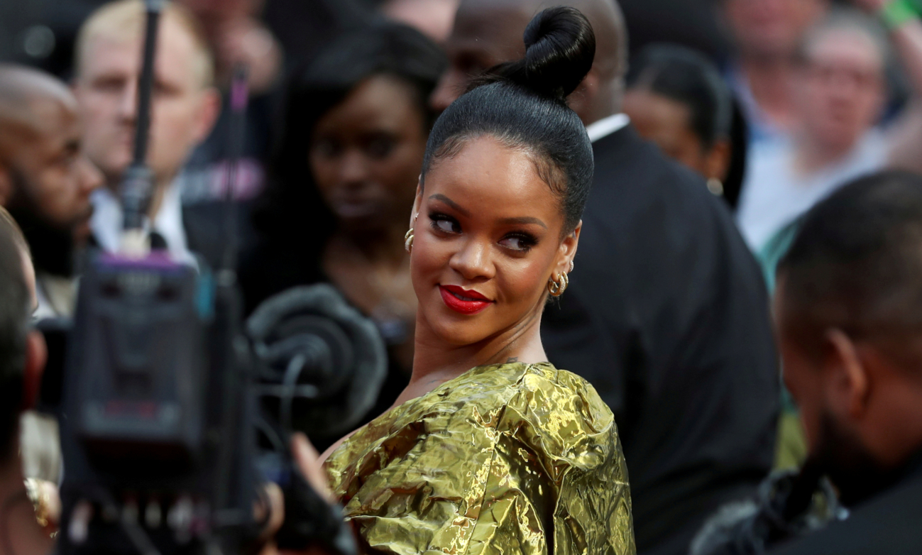 Lanzará línea de ropa Rihanna