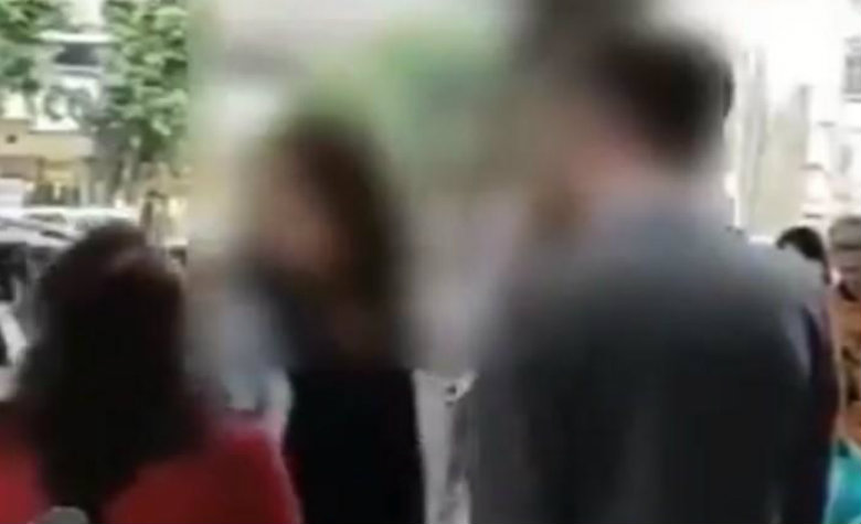 Mujer le da tremendas cachetadas a su novio por no comprarle un celular [VIDEO]
