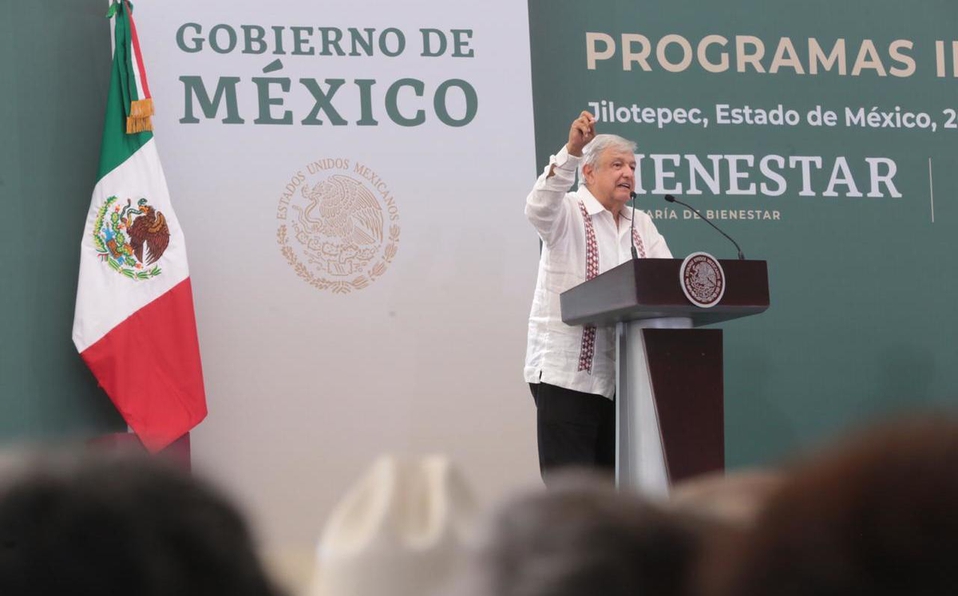 No nos van a chantajear en licitación de medicinas: AMLO