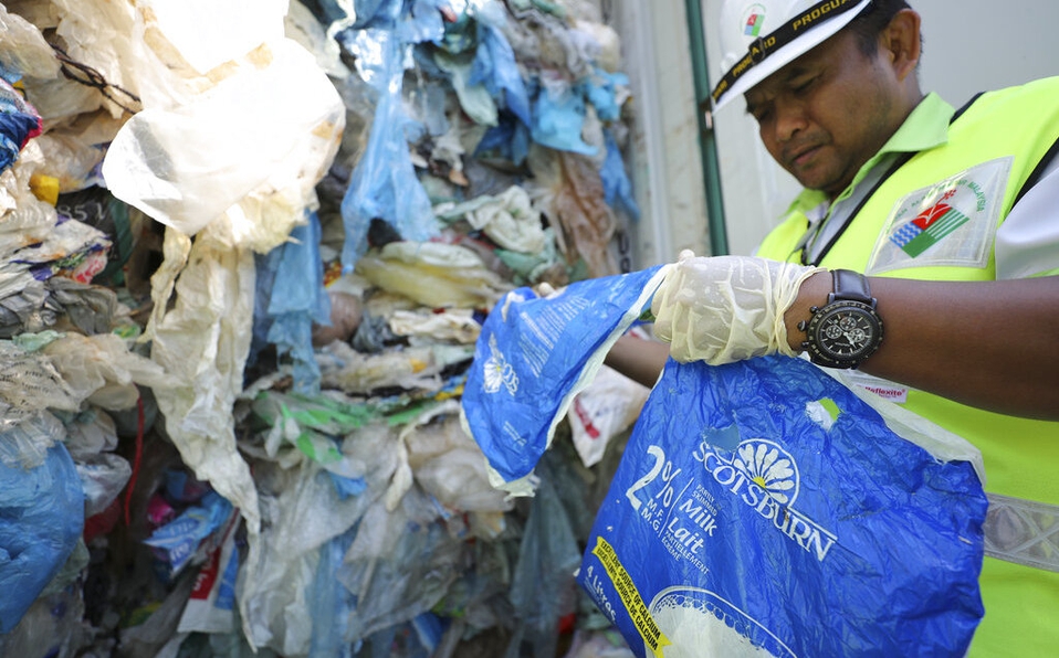 Malasia regresará desperdicios plásticos a su país de origen