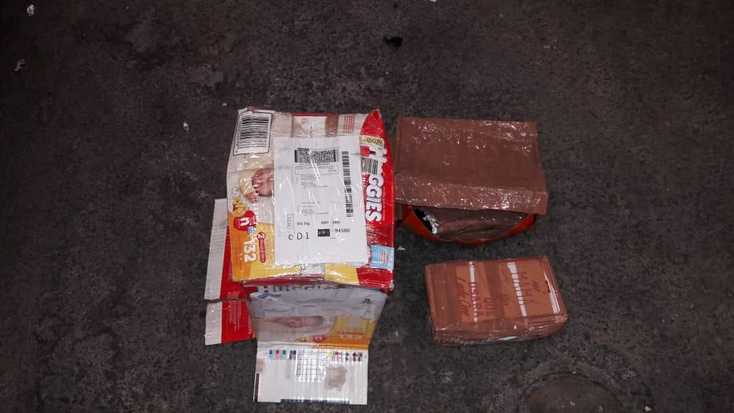 Hallan armamento en caja de pañales en aeropuerto de SLP