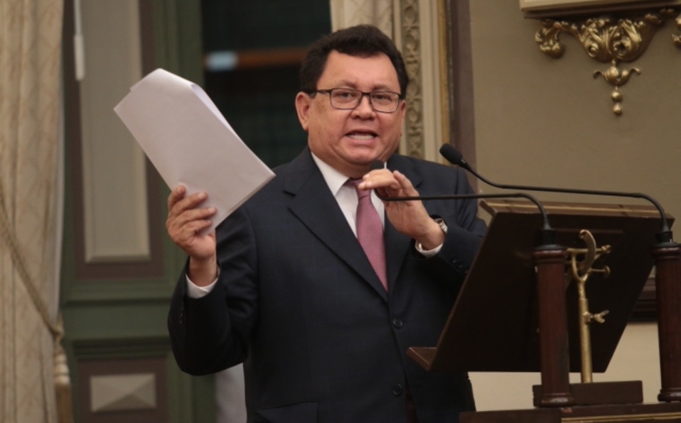 Morena va contra diputado que pidió a mujeres 'pensar antes de abrir las piernas'