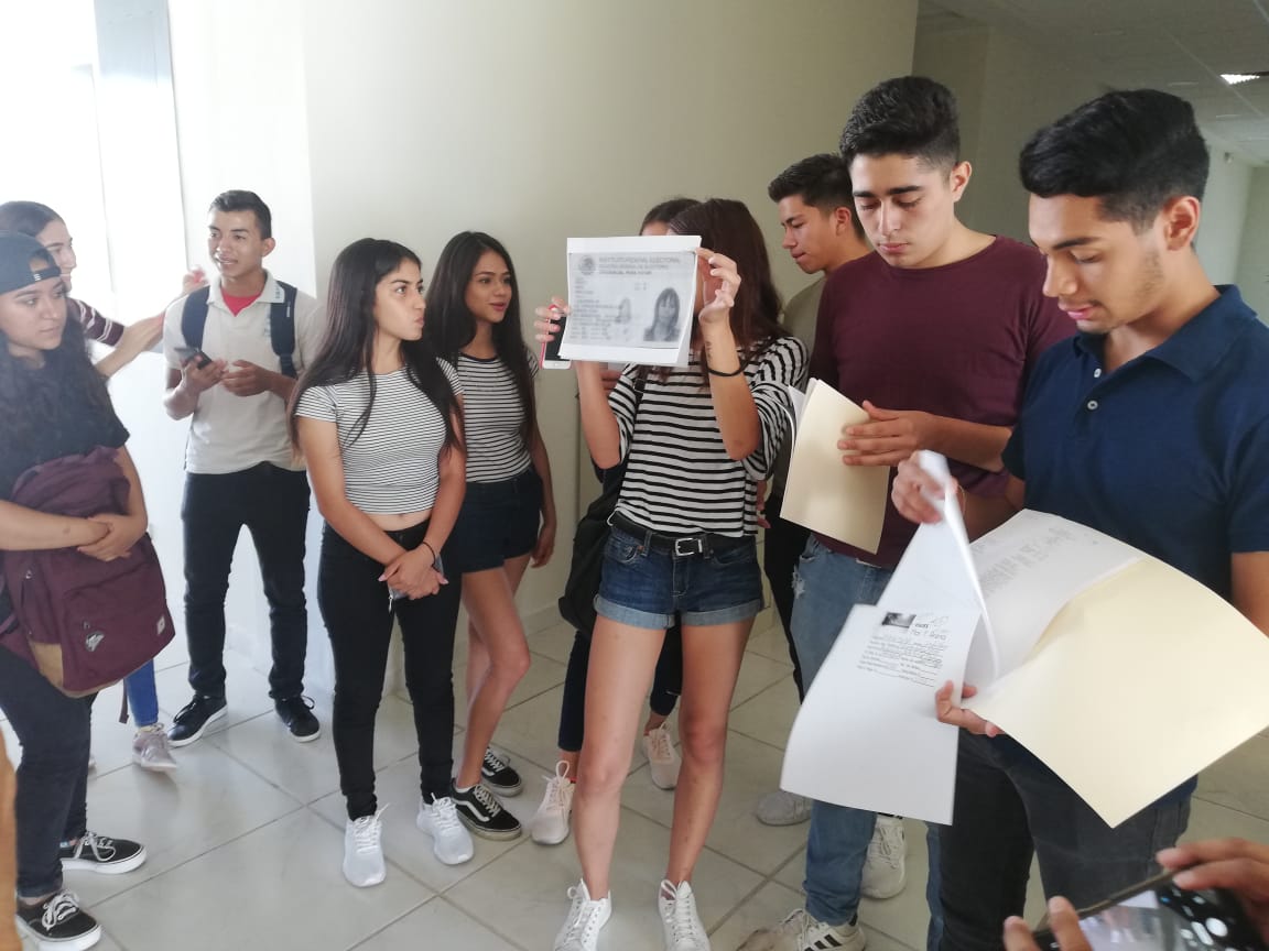 Estudiantes del CBTIS 4 en Lerdo denuncian fraude por parte de agencia de viajes
