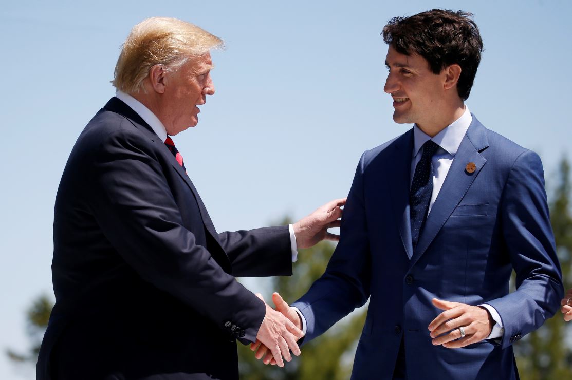 Donald Trump y Justin Trudeau inician conversaciones en la Casa Blanca