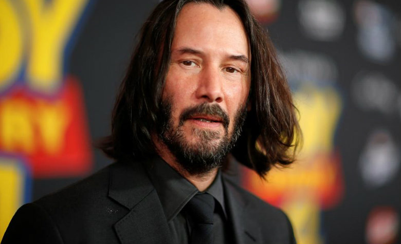¿Keanu Reeves rompió alguna vez su regla de 'no tocar'?