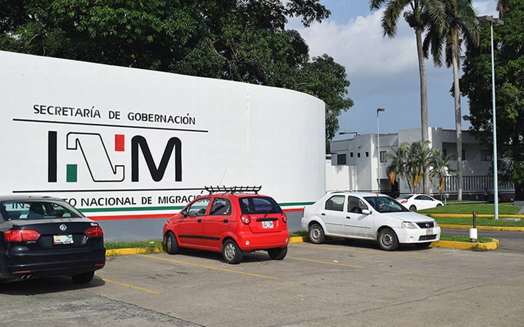 Por corrupción, 500 agentes del INM fueron despedidos: AMLO
