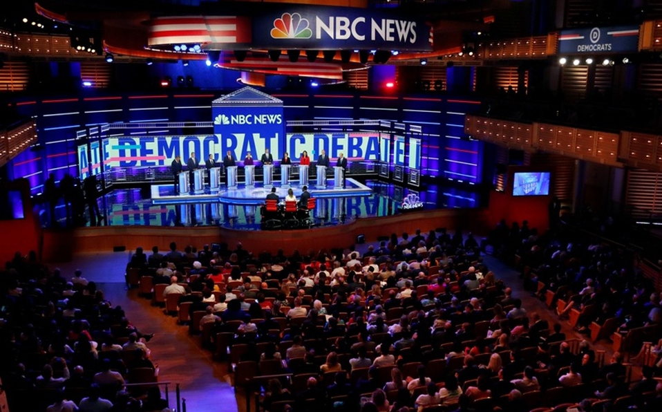 Trump se "aburre" con el debate demócrata
