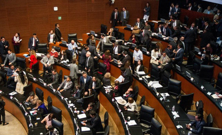Fijan 10 años para que exfuncionarios puedan laborar en sector privado