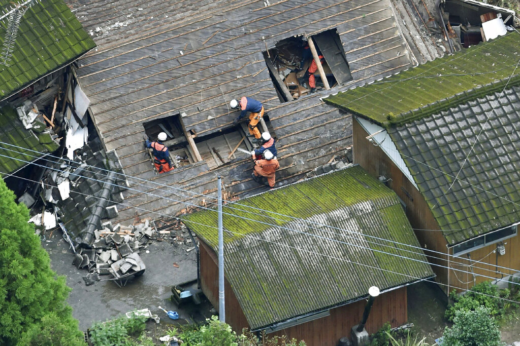 Fuertes lluvias provocan inundaciones en el sur de Japón