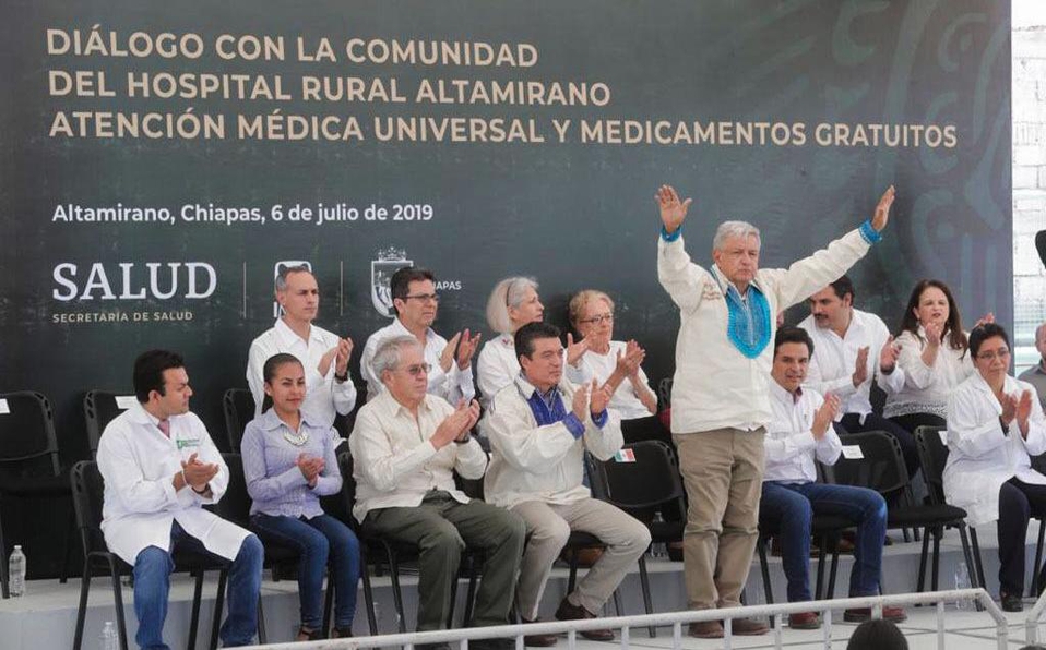 AMLO descarta desaparición de IMSS Bienestar
