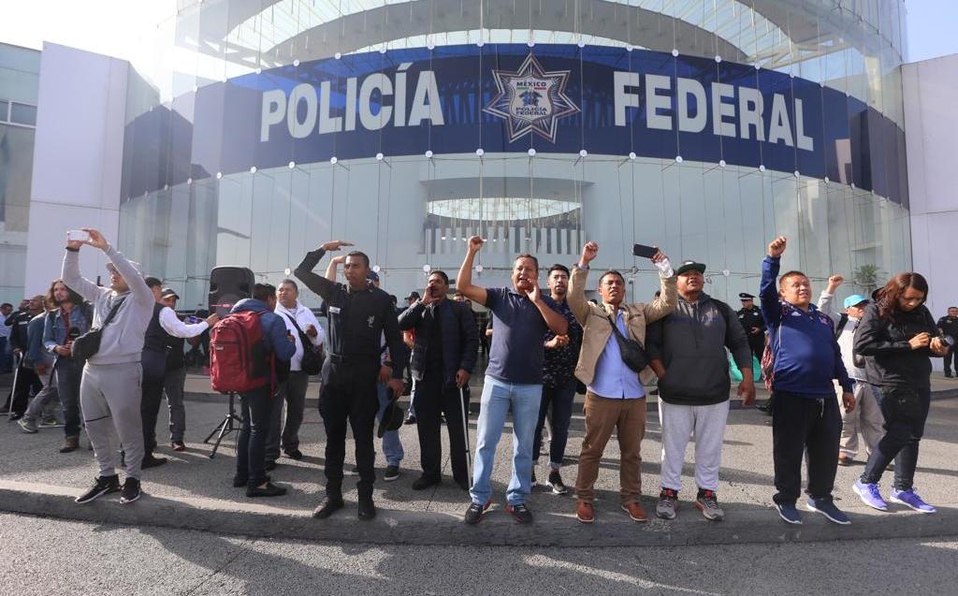 Policías federales logran acuerdo con autoridades; 'grupo radical no lo acepta