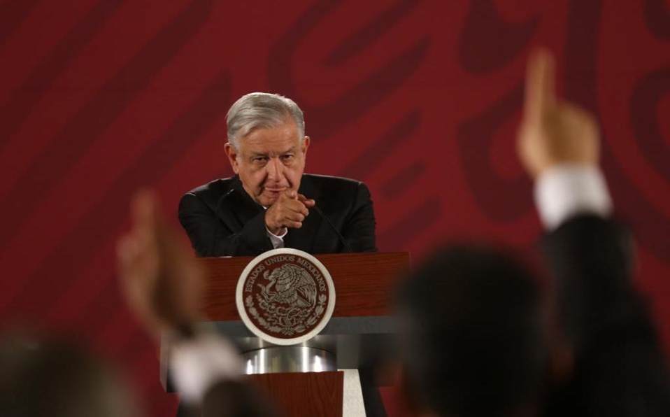 AMLO presenta plan de negocios de Pemex | Telediario México