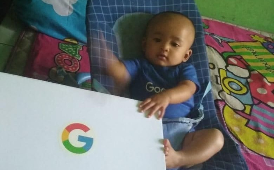 Nombran Google a su hijo con la esperanza de que ayude a los demás