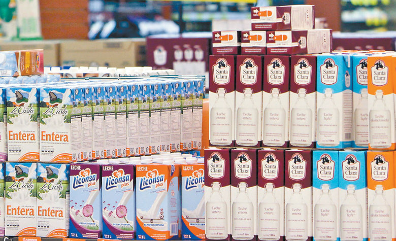 Telediario Media En un año, litro de leche aumentó 15% su precio Telediario Media En un año, litro de leche aumentó 15% su precio