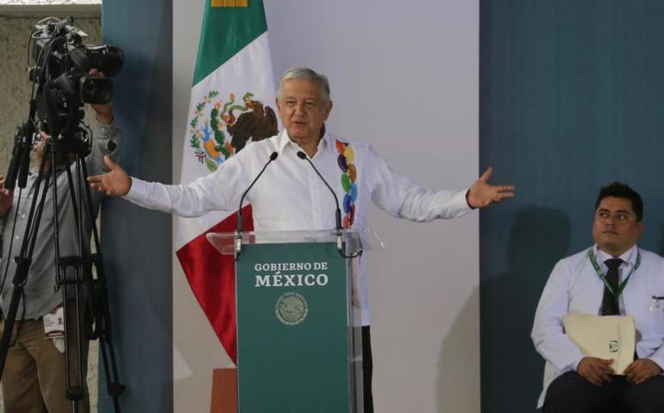 AMLO encarga a integrantes de ayudantía distribución de medicinas