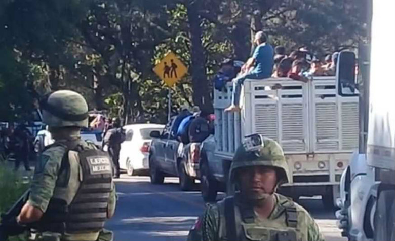 Trasladan a 112 desplazados de zona que controlaba 'El Carrete'
