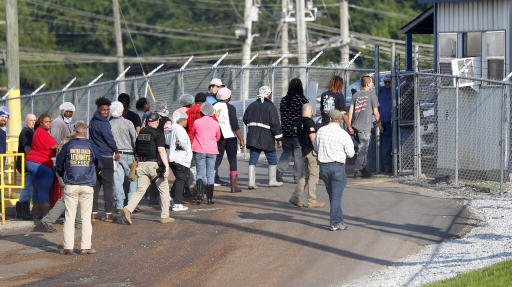 Redadas en Mississippi&nbsp;fueron para buscar a criminales: ICE