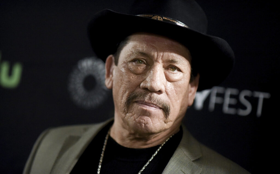 Danny Trejo salva a un bebé tras accidente automovilístico