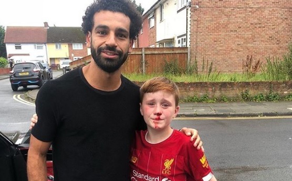 Telediario Media Niño se fractura la nariz tras buscar fotografía con Mohamed Salah Telediario Media Niño se fractura la nariz tras buscar fotografía con Mohamed Salah