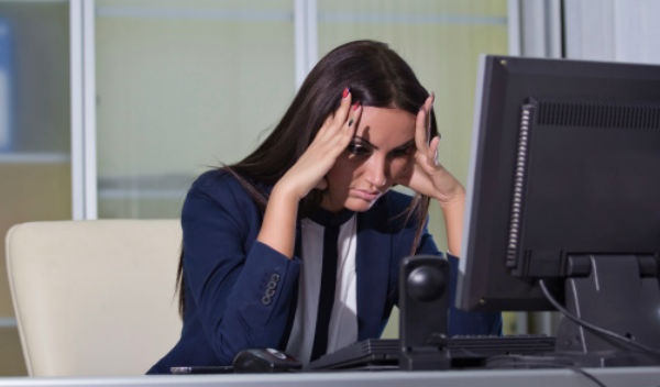 Trabajar horas extras podría provocarte un derrame cerebral