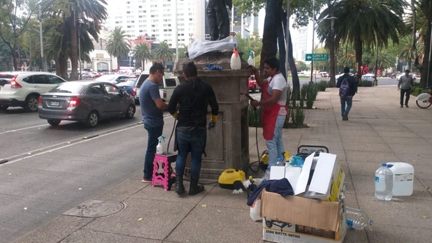 INAH comienza restauración en esculturas de Reforma