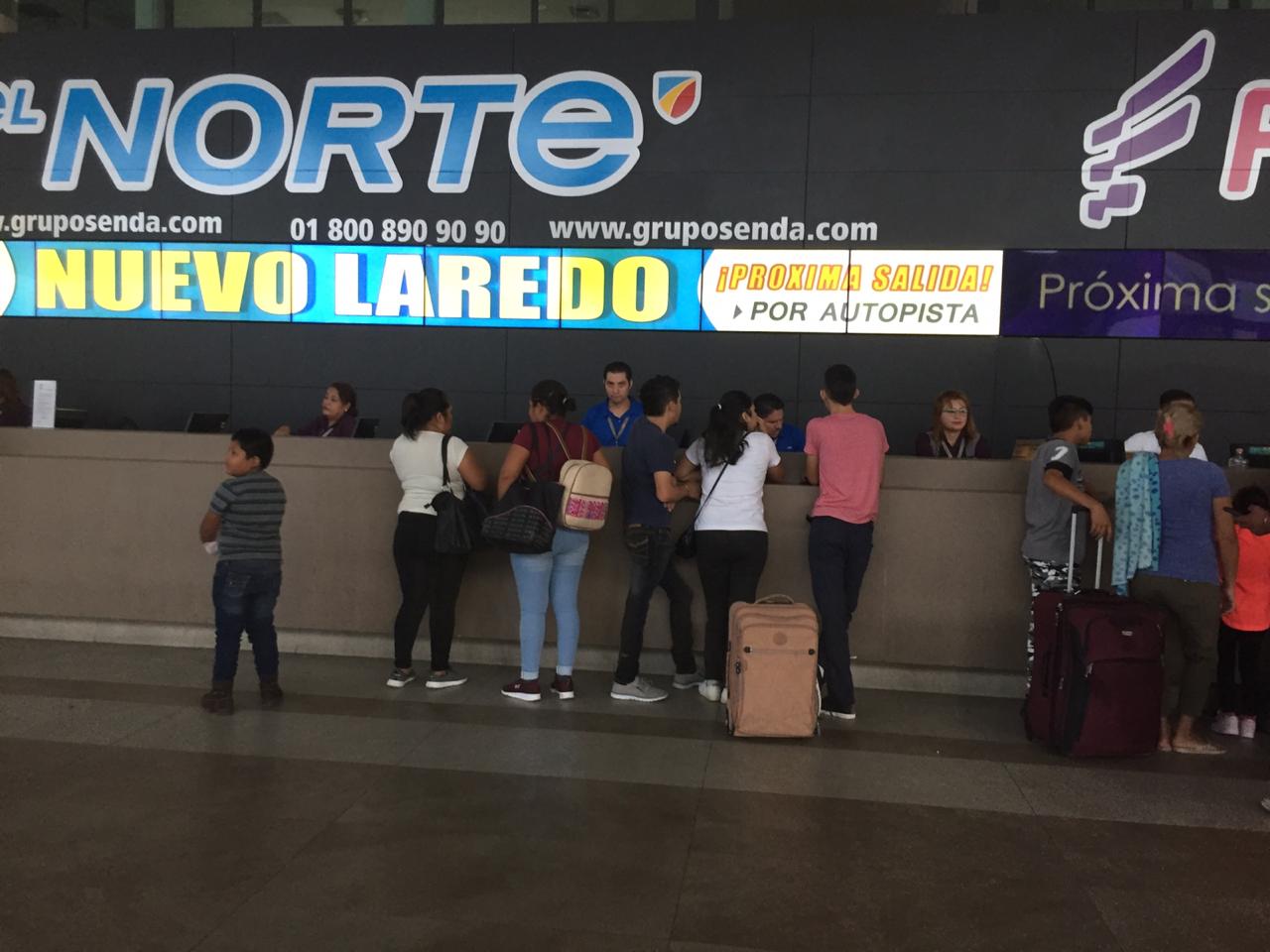 Telediario noticia Regresan viajeros tras concluir periodo vacacional