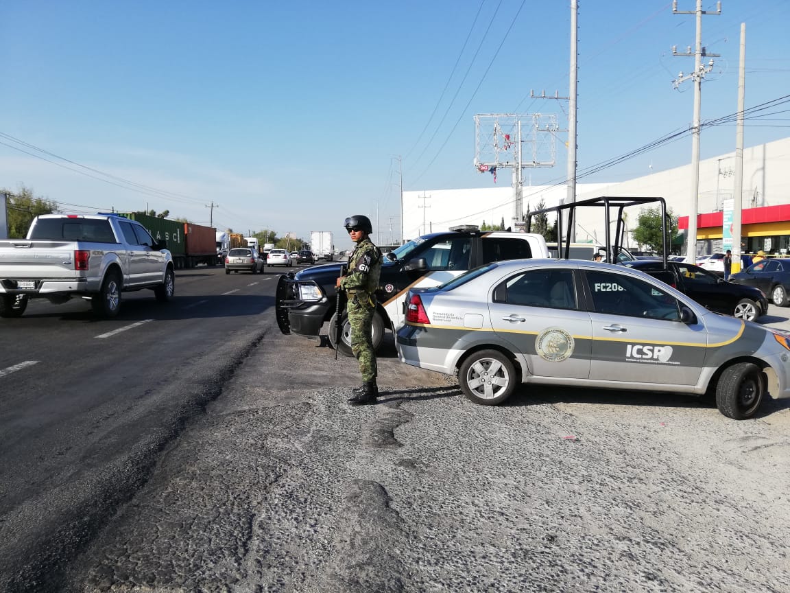 Encuentran cuerpos de dos mujeres en la vía pública en Ciénega de Flores 