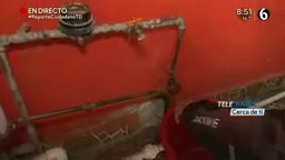Telediario noticia Pese a la escasez de agua, personal de Sacmex acudió puntual a tomar el registro para el cobro del servicio. 