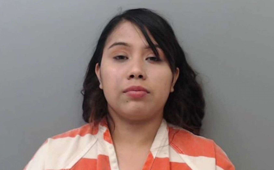 Mujer golpea a su esposo por no decirle que se veía bonita