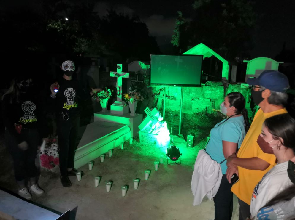 'Wolves' intentan homenajear a México con uniforme; les queda como el de CHIAPAS