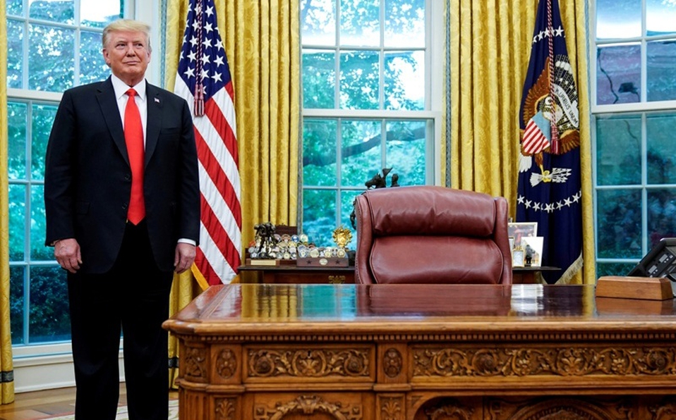 Trump promete 800 km de muro fronterizo para 2020