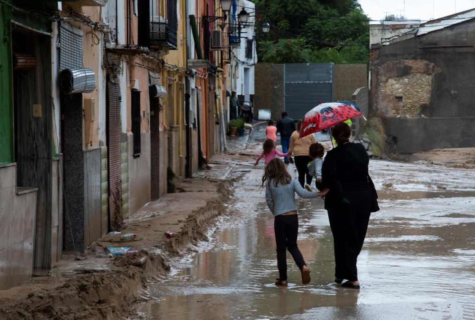 Fuertes lluvias dejan al menos dos muertos en España