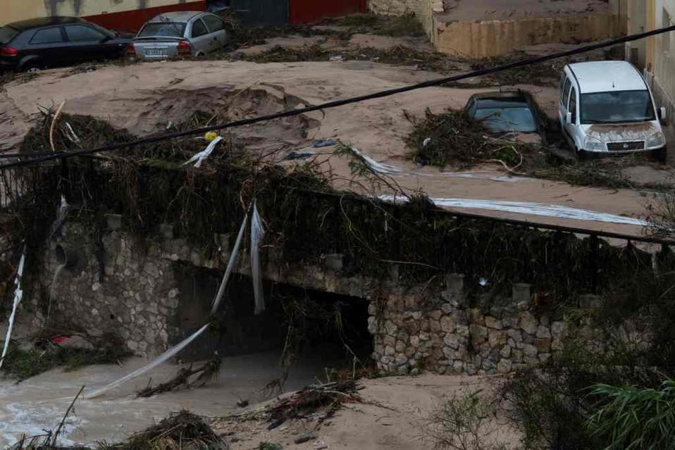 Fuertes lluvias dejan al menos dos muertos en España