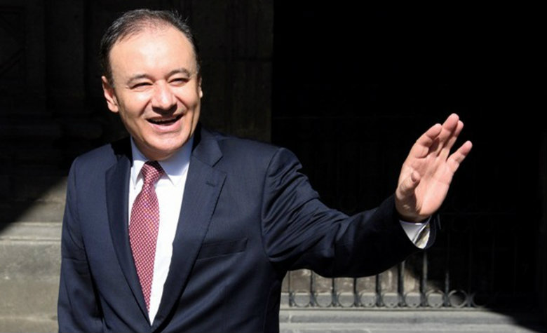 Durazo admite tras reunión que demandas de PF son 'un tema difícil'