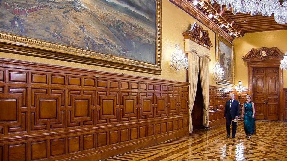 Vestido de Beatriz Gutiérrez, coherente con austeridad: especialista en imagen