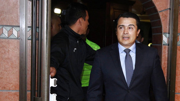 'El Chapo' sobornó a hermano del presidente de Honduras; dice fiscal de EU