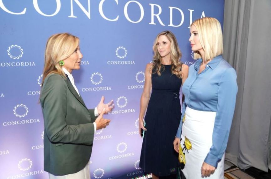 Ivanka Trump sorprende con nuevo look sin bra [FOTOS]