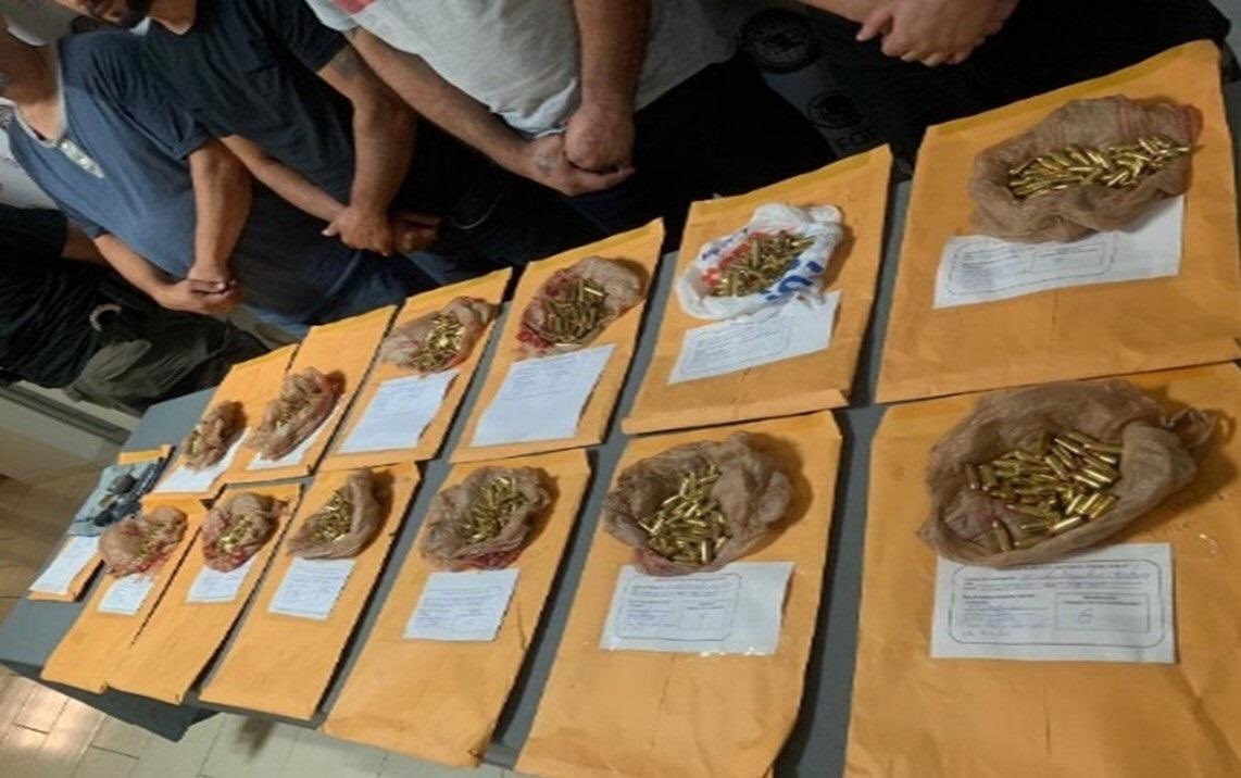 Aseguran material bélico en aduana de Colombia, Nuevo León