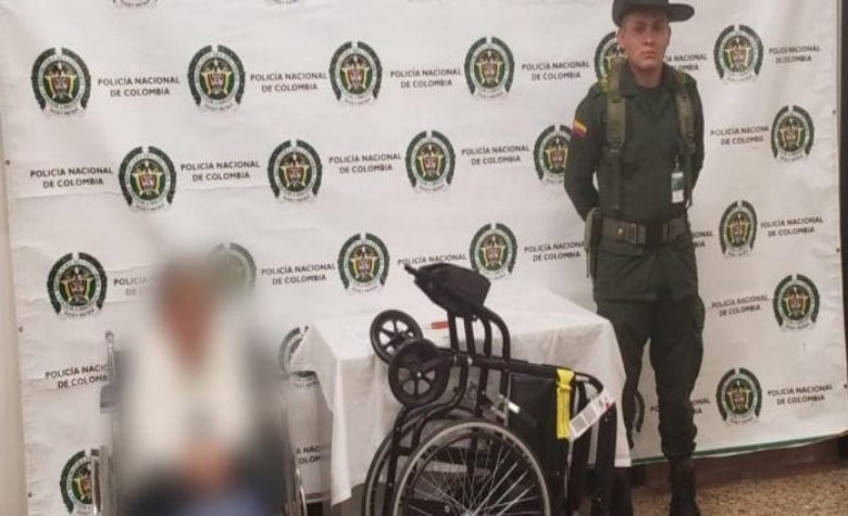 Detienen a abuelita por ocultar droga en su silla de ruedas