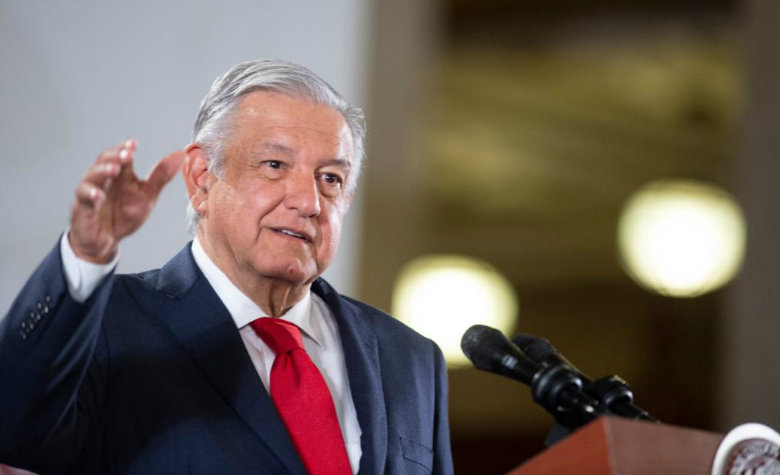 AMLO celebra renuncia de Deschamps; “dirigentes ya no pueden ser potentados”