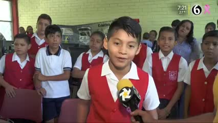 Niños de primaria en Santa Catarina buscan cumplir su sueño en competencia de robótica