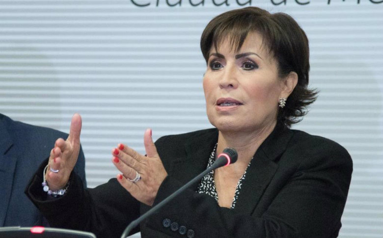 En carta, Rosario Robles pide a FGR "no intentar retenerme ilegalmente"