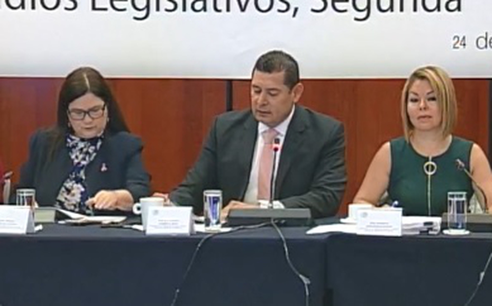 Senado aprueba en comisiones paquete fiscal