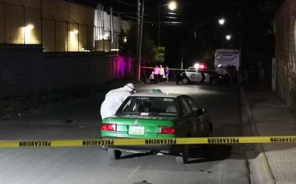 Encuentran a taxista asesinado en su unidad; agresores dejaron un ...
